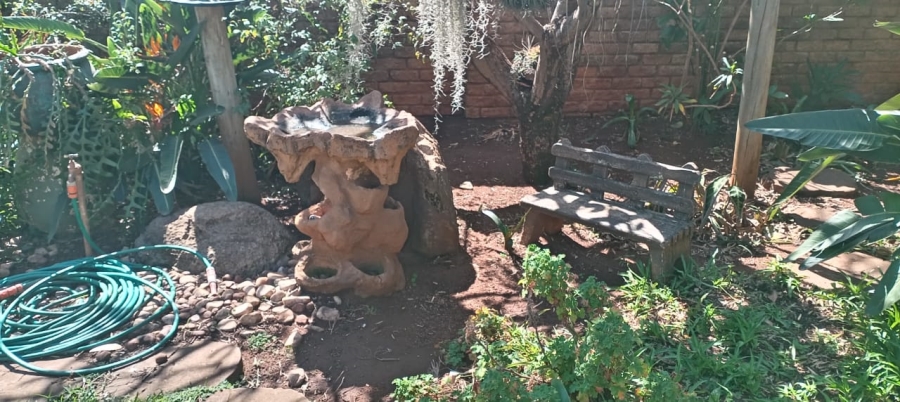 3 Bedroom Property for Sale in Safari Gardens North West